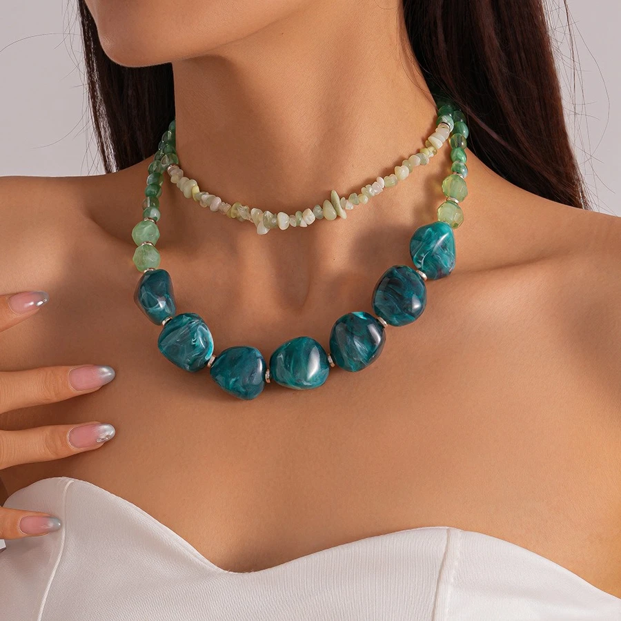 

Retro Green Irregular Resin Bead Choker Necklaces Women's Fashion Double-layer Natural Stone Necklace Party Banquet Jewelry