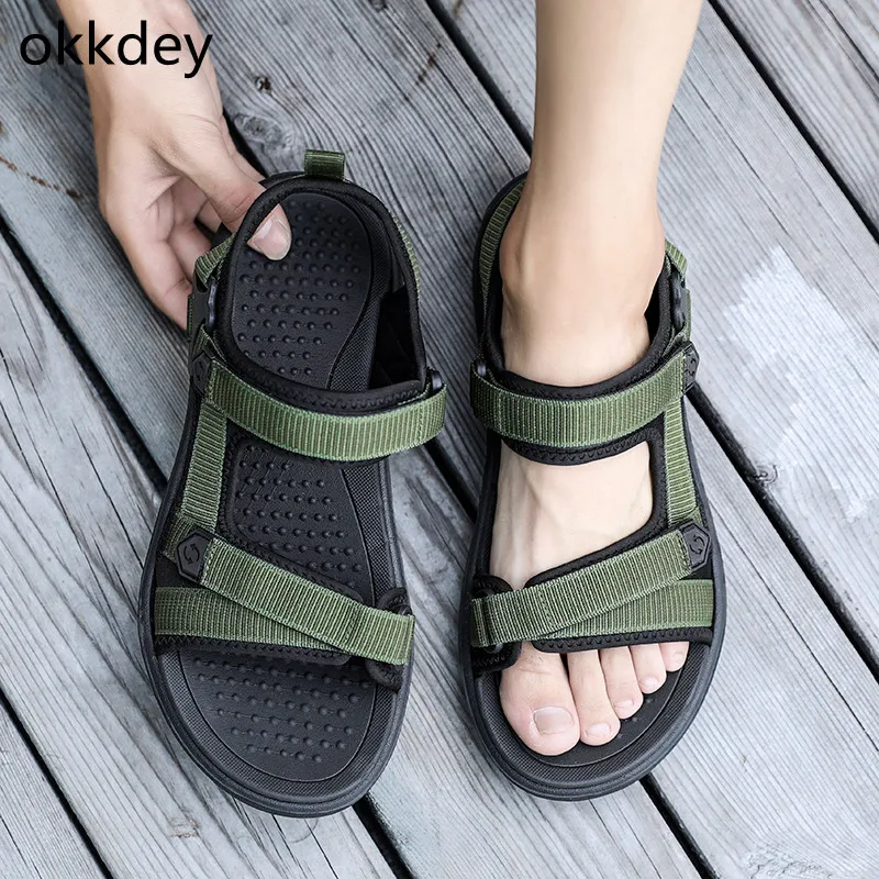 Main Flat Casual Sandals for Men Breathable Comfortable Trendy All-match Lightweight Wear-Resistant Beach Sandals Spring Summer