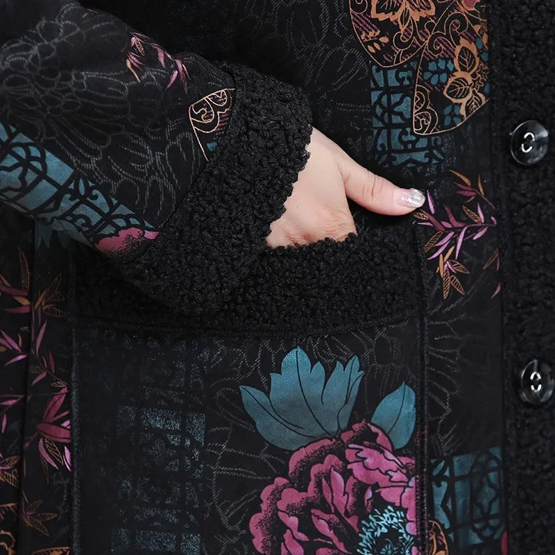 Middle-aged Mom Fur Jacket Autumn Winter Faux Cashmere Splicing Overcoat Women Fur integration Fur Coat Large Size XL-5XL Coats