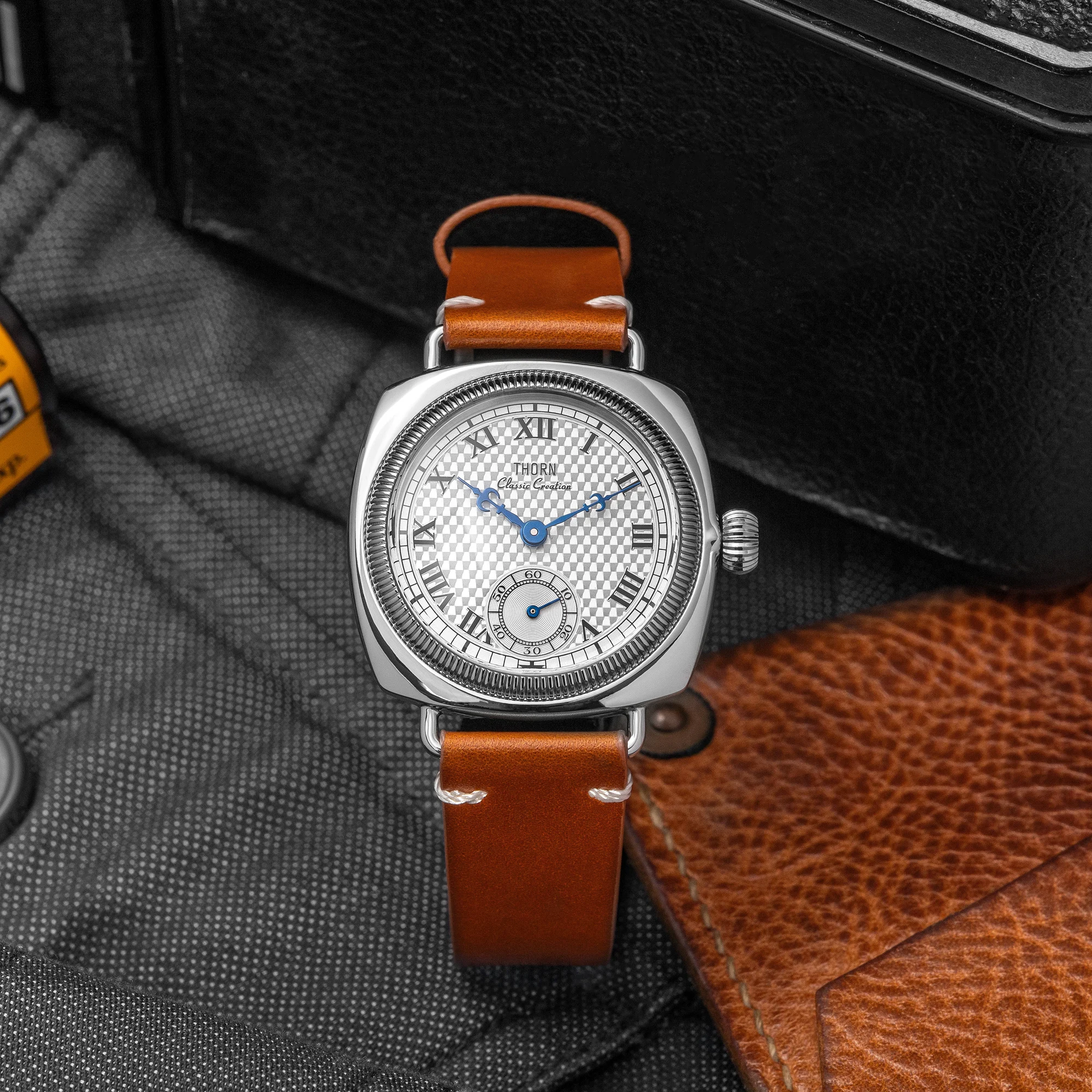 

THORN Watch Luxury Square Unisex Watches Leather Quartz Watch Waterproof Wristwatch