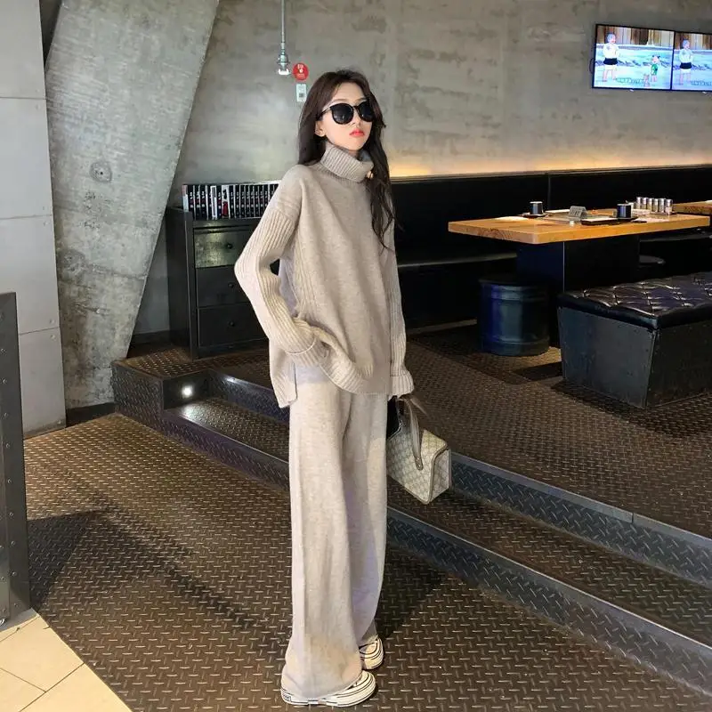 

Fashionable Western Set Sweater Autumn and Winter Tall Sweater solid Waving Wide Leg Pants can be salt and sweet pullover tops