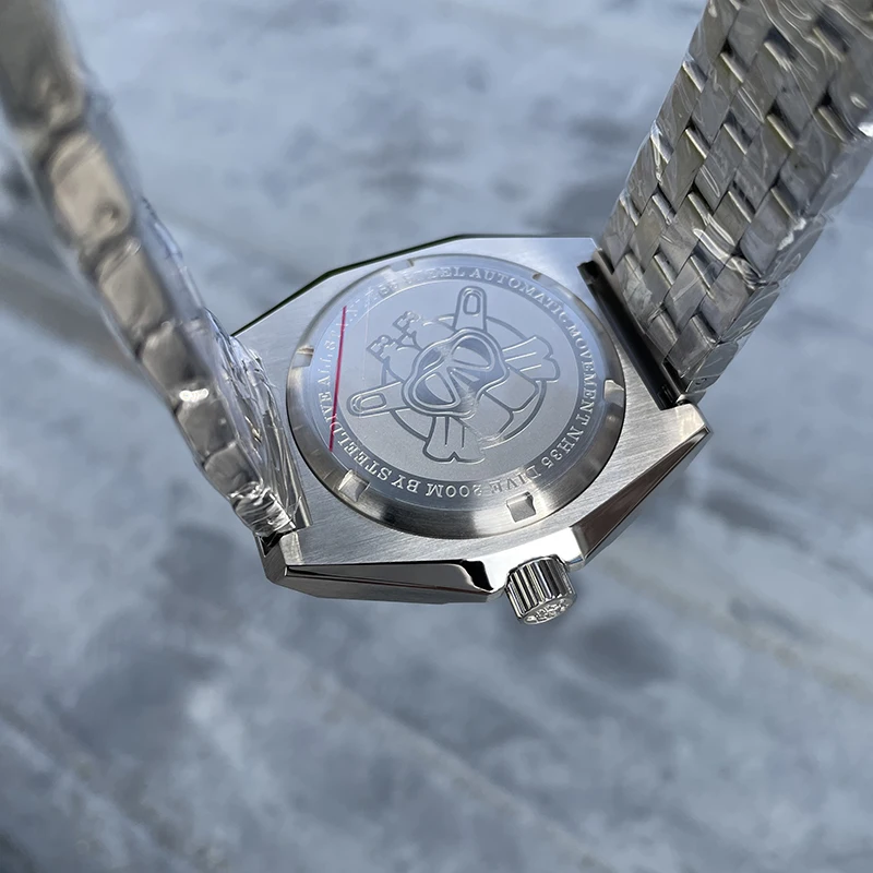 STEELDIVE Men Diver Watch 42mm Automatic Mechanical Wristwatch 20Bar Waterproof BGW9 Luminous Sapphire Mirror NH35 Ceramic Bezel