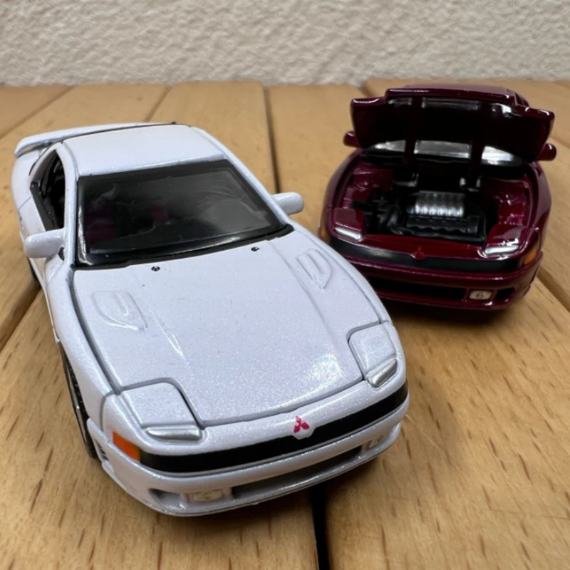Diecast escala 1:64 GTO 1997 3000GT VR-4 coche de emulación de aleación modelo delicado juguete estático exhibición de regalo