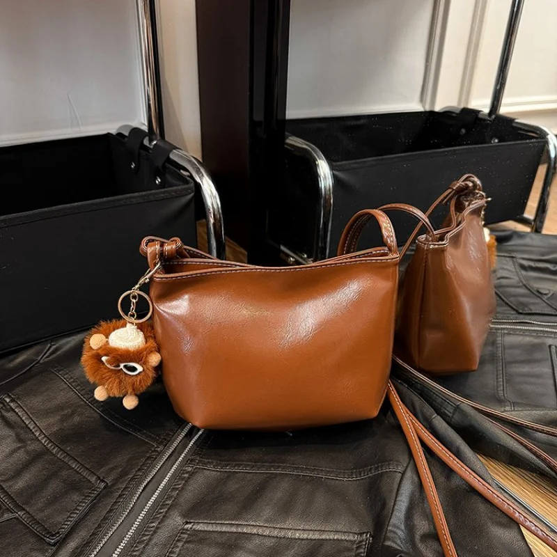 

Elegant Leather Women's Tote Bag High-End Luxury Brand Famous Designer Trendy Vintage Commuter Daily Bag