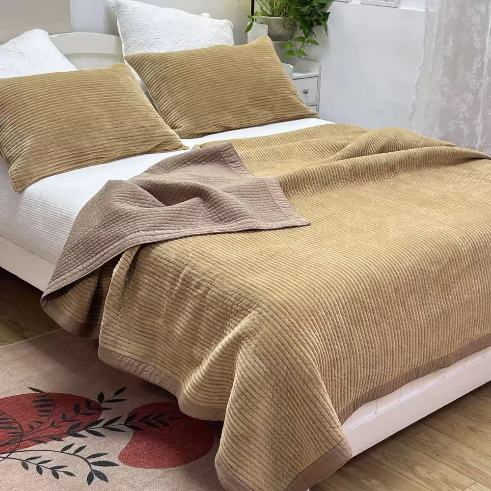 Luxury Two Sided Quilt Set Soft Striped Velvet & Stone Washed Cotton Reversible 3PCS Bedspread Set, All-Season Quilted Blanket