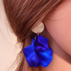 Fashion Acrylic Flower Petals Korean Long clip on earrings for women without piercing Sweet Pendientes Jewelry Modern