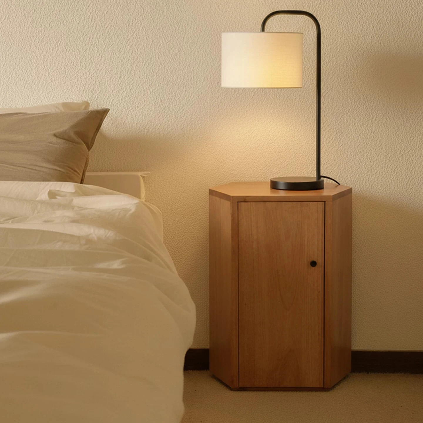 Maple Solid Wood Hexagonal Nightstand Minimalist Storage End Cabinet Door Modern Bedroom Accent Side Furniture Organizer Cabinet
