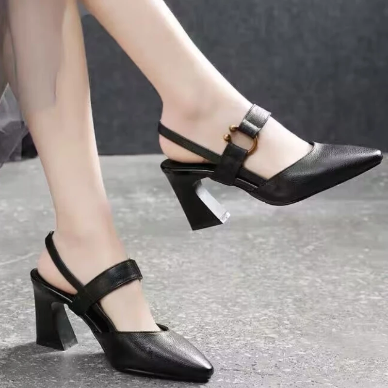 2023 Fashion Shoes for Women Spring and Autumn Women\'s Pumps New Style Solid Color Pointed Toe One Word Buckle Zapatos De Mujer