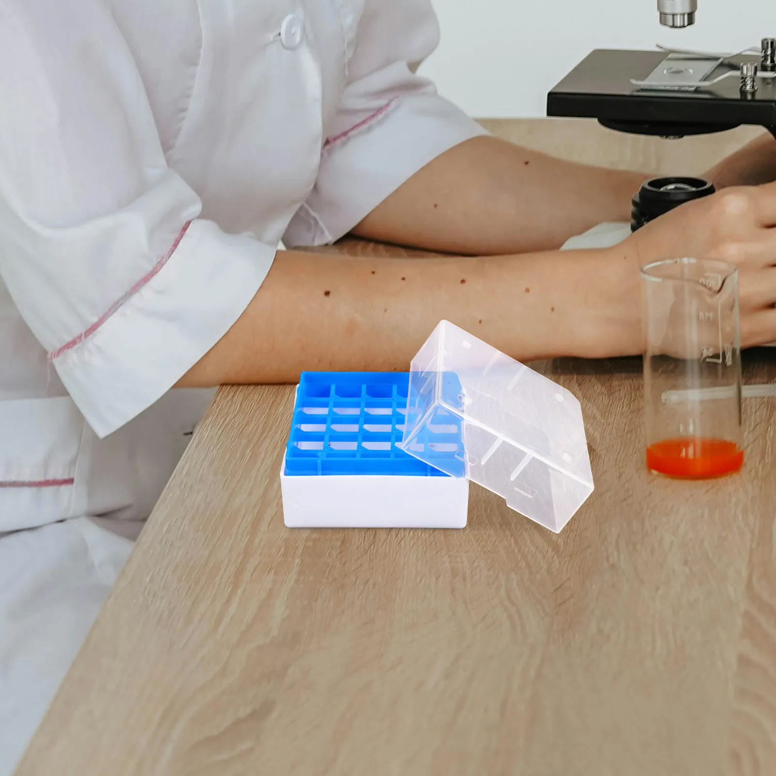 

Набор из 4 криогенных пробирок для замораживания из полипропилена, устойчивых к низким температурам, с органайзером-стойкой для лаборатории