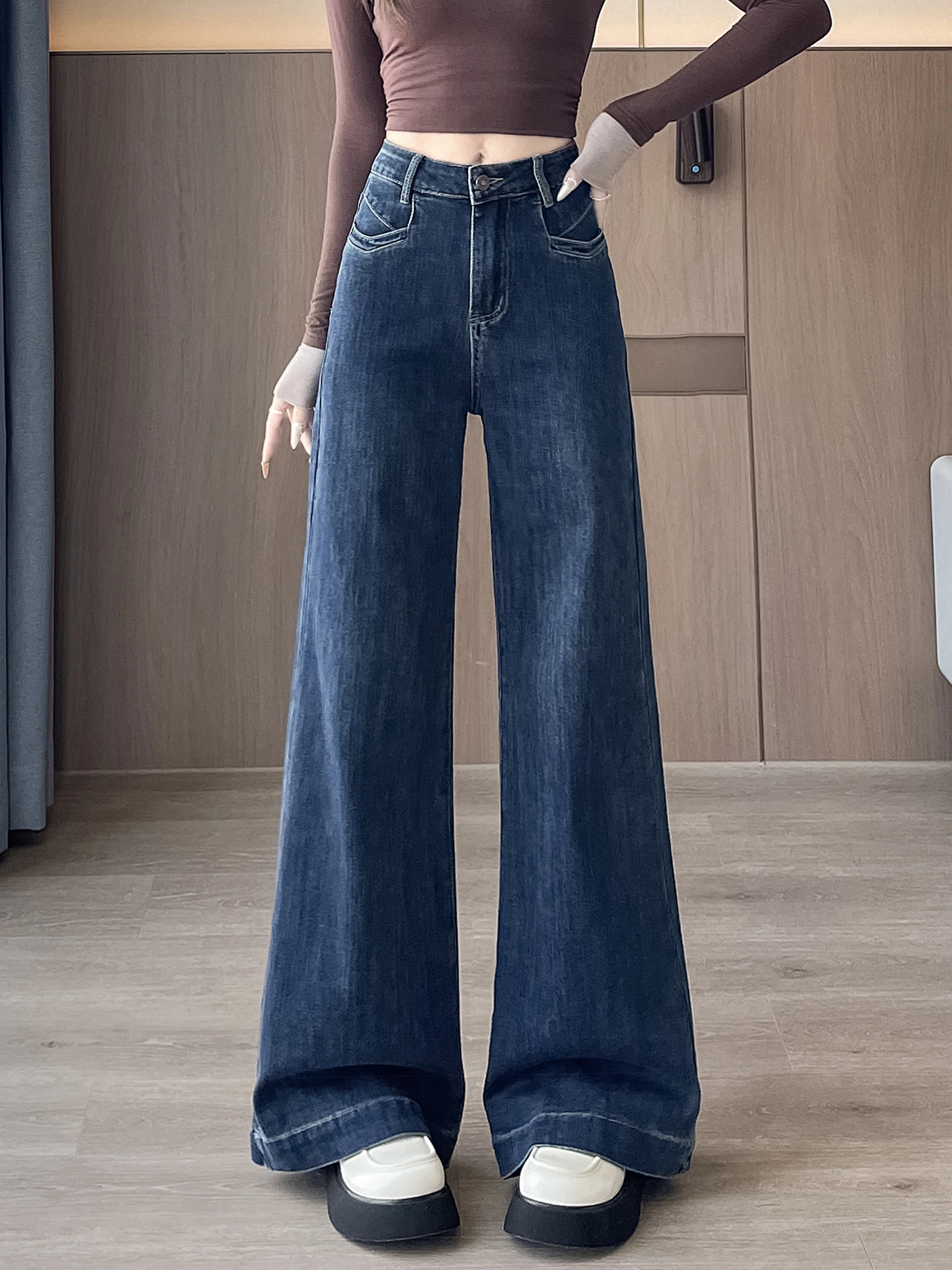 Jeans dimagranti a vita alta a gamba larga da donna Primavera Autunno Pantaloni larghi in denim di piccola statura Pantaloni casual dal taglio dritto