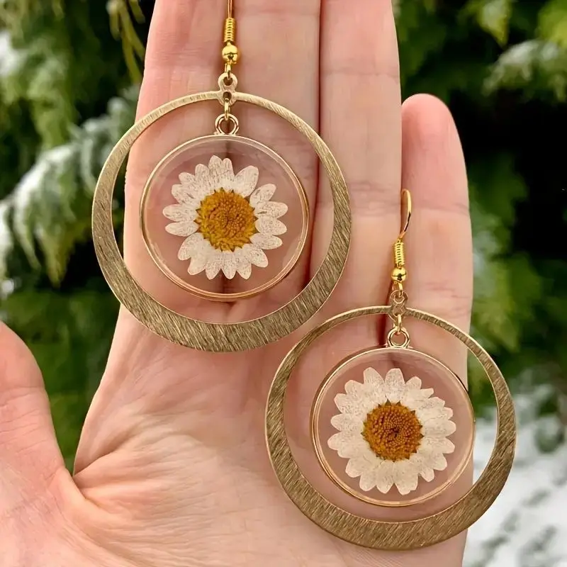 1Pair Chic Bohemian Daisy Charm Earrings - Vintage Round Drop Design - Versatile Accessory for Holiday Parties & Casual Wear