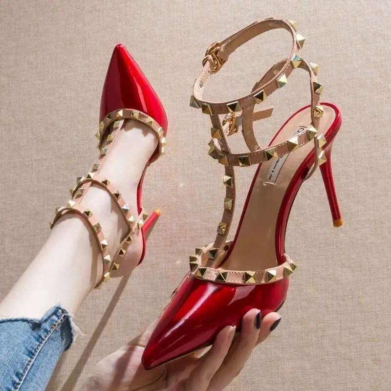 Image of Modische Damen-High-Heels mit Nieten, luxuriöse Designer-Nude-Schuhe, sexy spitze elegante Schuhe, Damen-Pumps in Übergröße, ausgeschnittene Pumps für Frauen