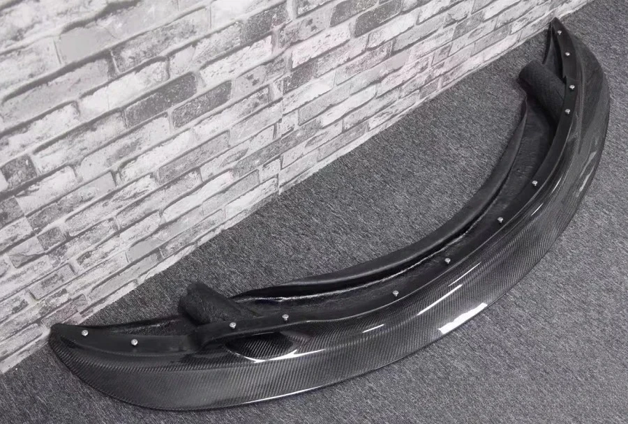 شفة أمامية من ألياف الكربون منخفضة MOQ M3 E90 E92 E93 لسيارة BMW M3 E90 E92 E93 شفة أمامية #2