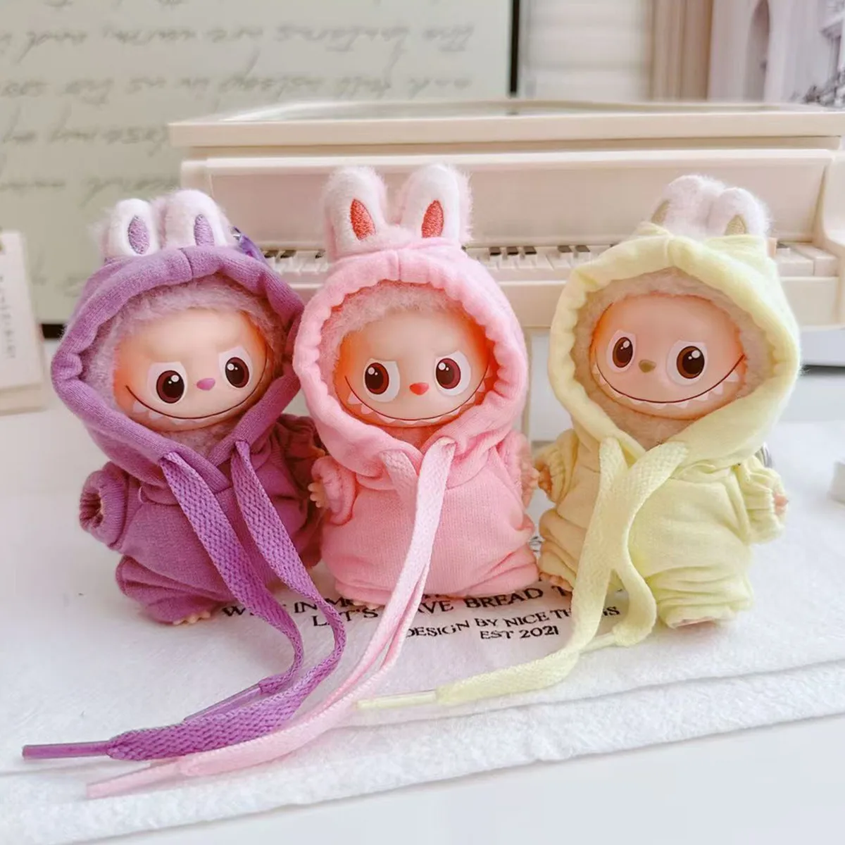 

for V4 10.5CM Mini Labubu Clothes Pin For Love Clothes Casual Hooded Sweatshirt Doll Accessories Labubu 4.0 Ropa
