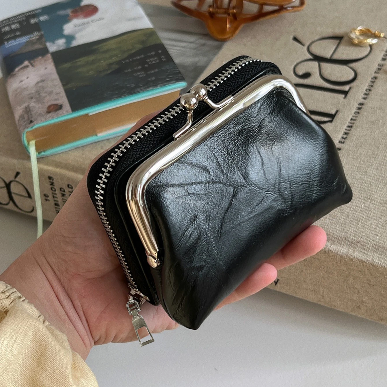 Glossy PU 2-in-1 lady pouch, detachable coin purse + card holder, fits cards, lipstick & coins, sleek portable for commute.