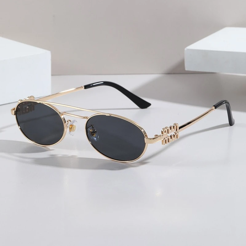 

​​2025 Petite Oval Sunglasses Women, Vintage UV400 Small Frame Retro Street Style, Viral Instagram Fashion​​