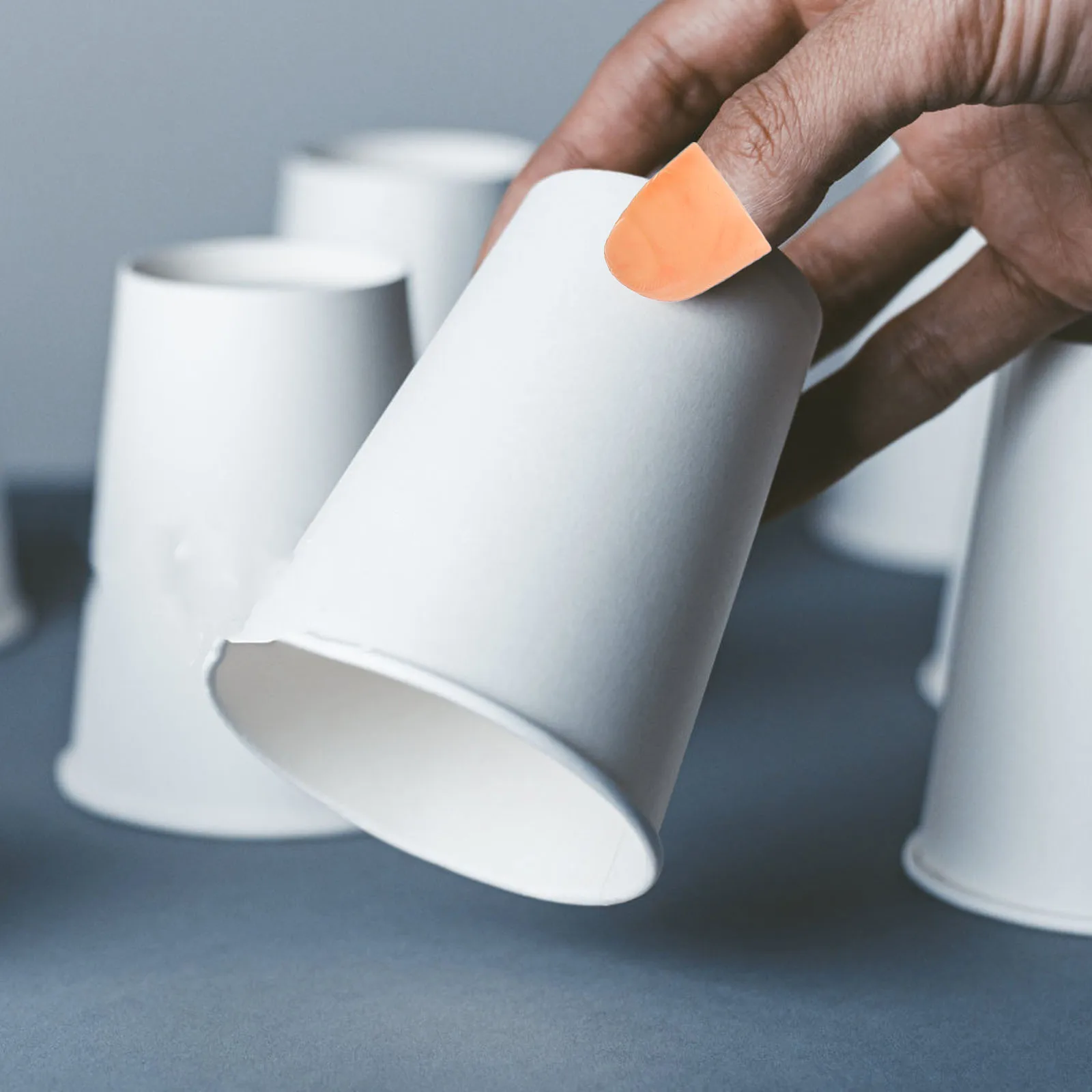 

2Sets Fake Finger Magician Scarf Trick Tool Funny Performance Prop Party Accessory Lightweight Durable Stage Performance Scarf