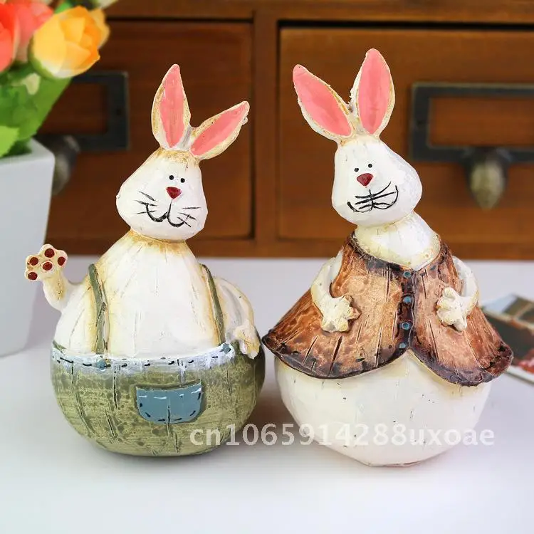 

Pastoral Style Imitation Original Wood Grain Country Couple Rabbit Resin Crafts Decoration Study Decoration