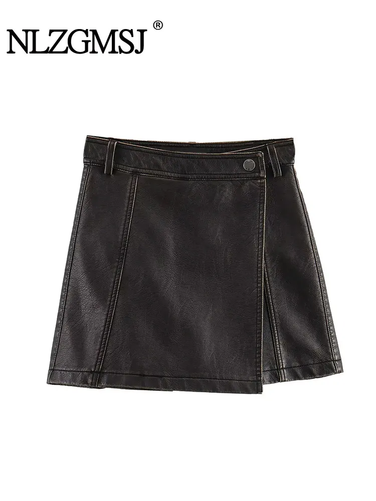 

TRAF 2024 Autumn Faux Leather Short Shorts High Waist Mini Skirts for Women Office Short Skirts Woman Streetwear Women's Skirts