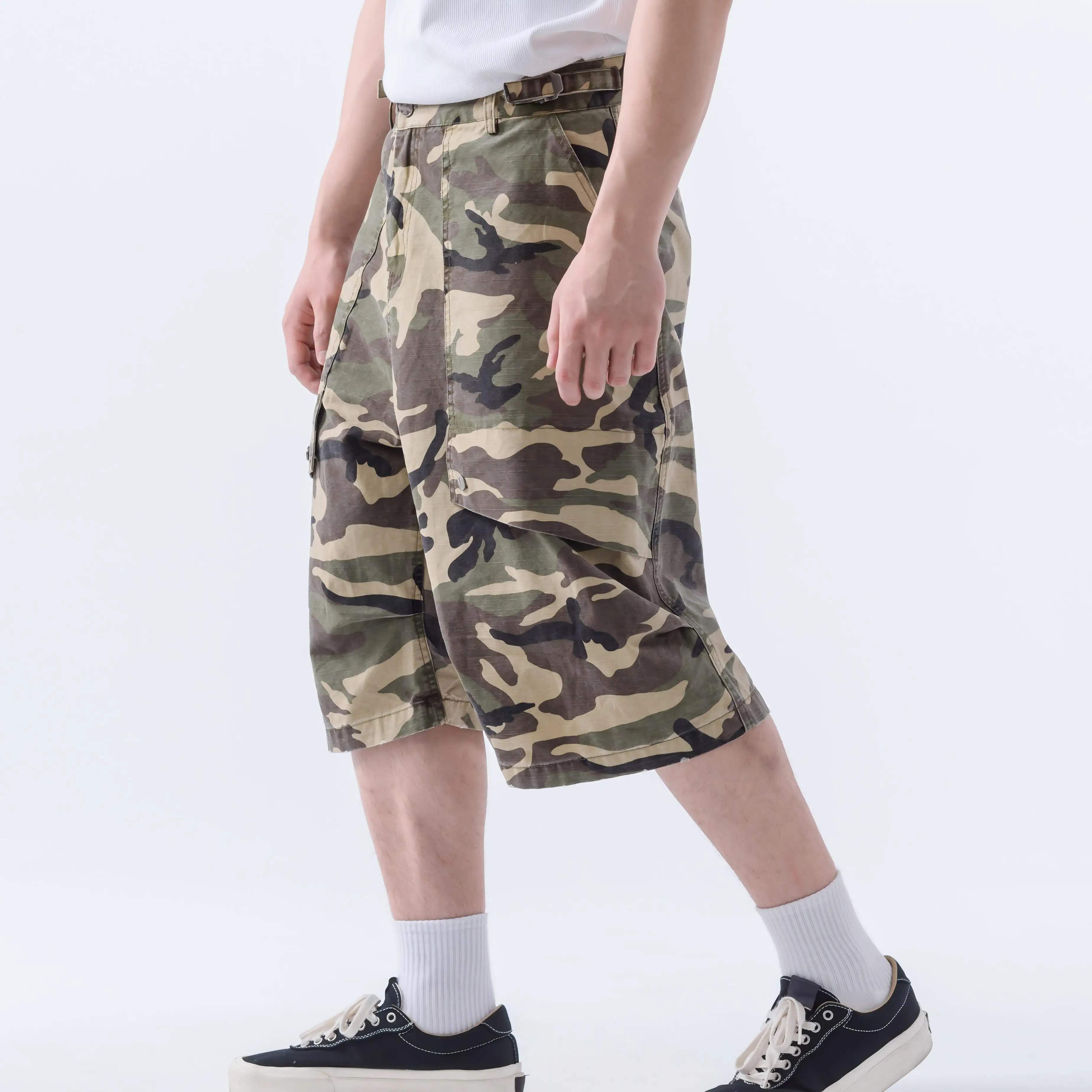 Vintage High Street Pants Camouflage Cargo Pants Work Street Style Knee Length Shorts Mid Length Shorts