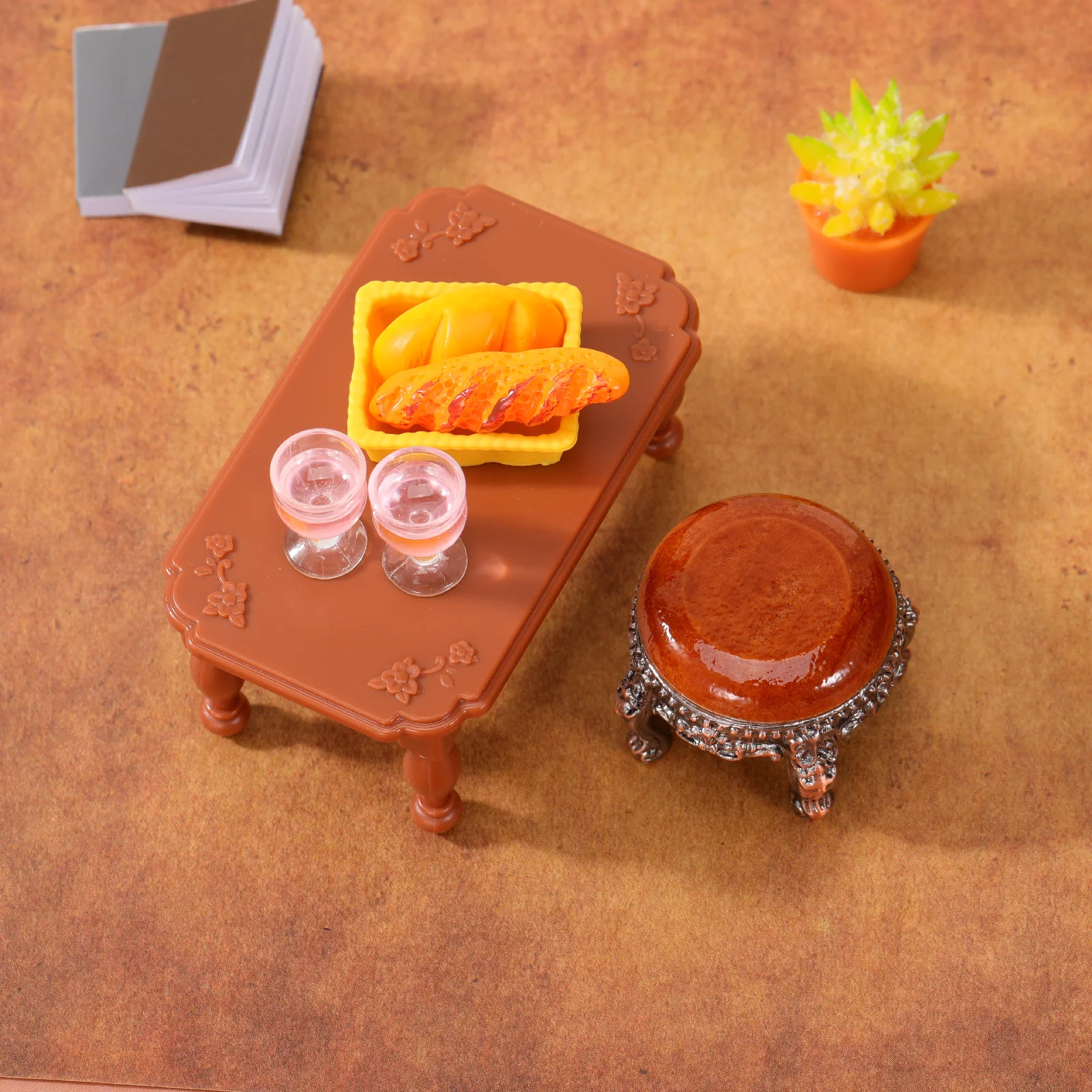 

1Pcs Miniature Stool House Ornament Miniature Furniture Micro Landscape Decoration Small Stool Crafts House Ornament