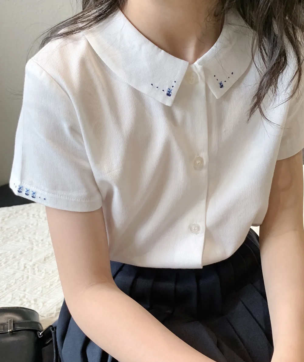 

girls clothes kids clothes cotton shirt top Embroidered pattern blue small flowers Sweet lovely white short sleeved tops