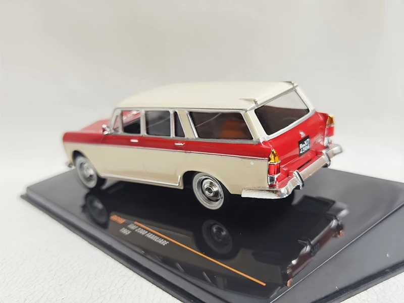 IXO 1:43 Scale FIAT 2300 FAMILIARE 1965 Alloy Car Model Diecast Toy Collectible Ornament Souvenir Toys Cars