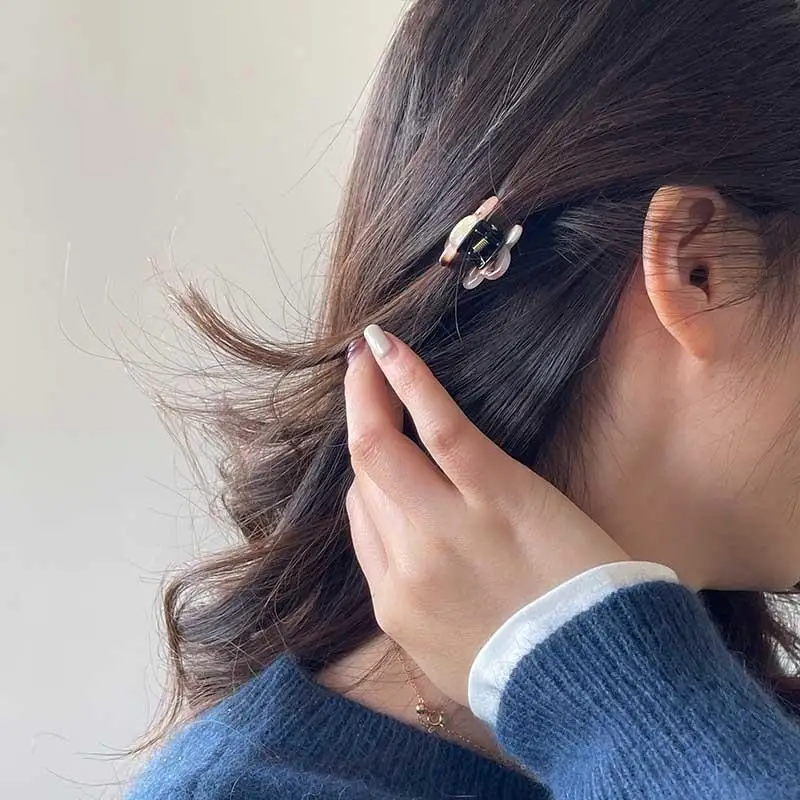 NEW Ponytail Shark Hair Clip for Women Claw Clip Thick Hair Acetate Hair Claw Clip Barrettes Hair Accessories