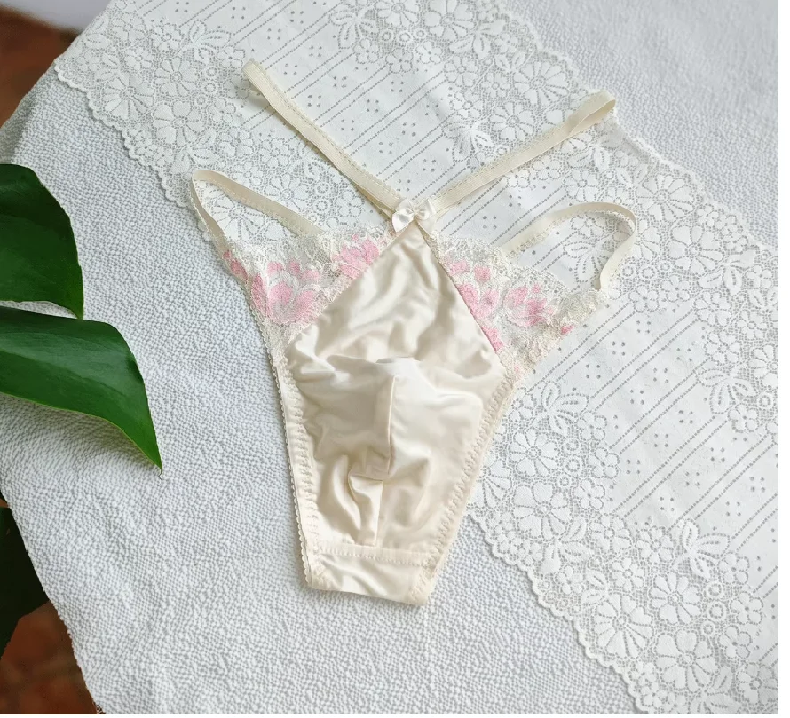 

Мужские трусы-брифы ручной работы с кружевом, сексуальные, шелковистые на ощупь, для танцев, вечеринок, подарки для ЛГБК+ друзей, тайское нижнее белье в стиле Харадзюку