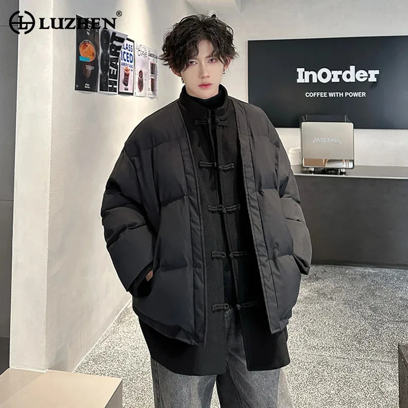 

LUZHEN 2025 зимнее стеганое пальто в китайском стиле с перекрестными пуговицами, мужская стильная однотонная повседневная куртка-парка JY5200
