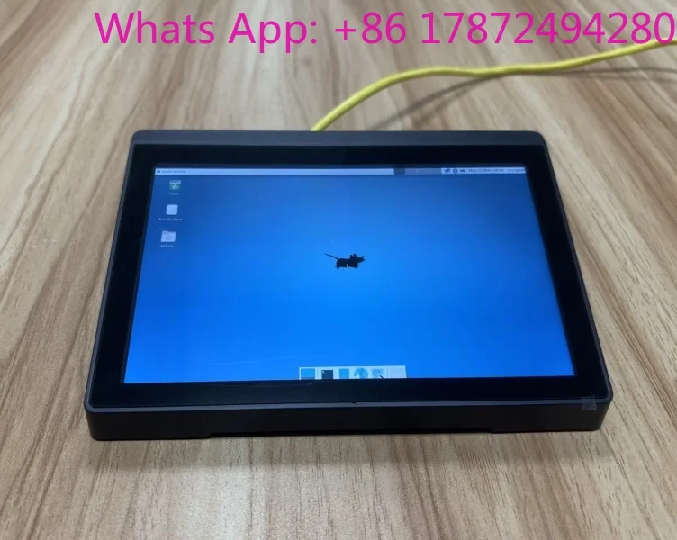 10.1-inch all-in-one touchscreen display, an option for advertising devices with Linux and Android operating