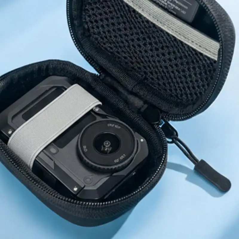 

Convenient Camera Case Holder Bag With Flannel Lining Reinforced Structure For Active Enthusiasts And On Travel Use 896C