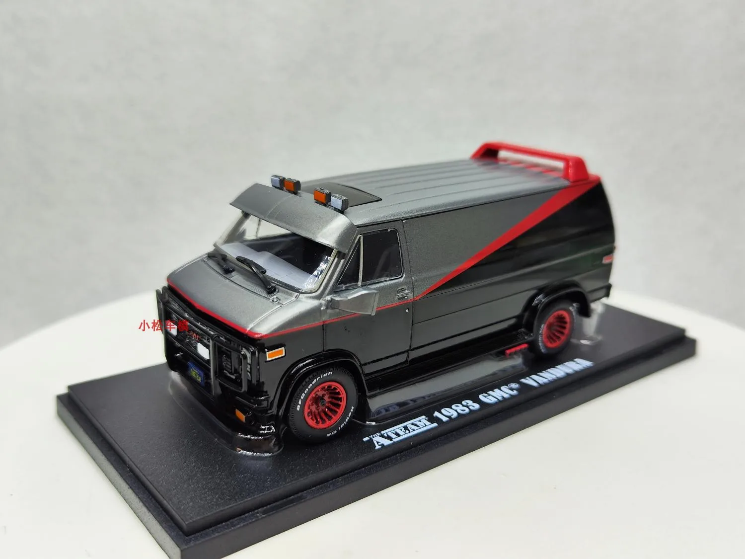 Diecast GreenLight 1: 43 Scale 1983 GMC Vandura - A-Team Alloy Car Model Collectible Toy Gift Souvenir Display Ornaments