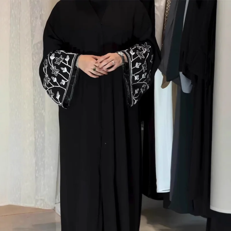 

Abaya Woman Dubai Arabic Embroidered Floral Robe Fashionable Outerwear Abayas Black Eid Ramadan Kaftan Moroccan Prayer Clothing