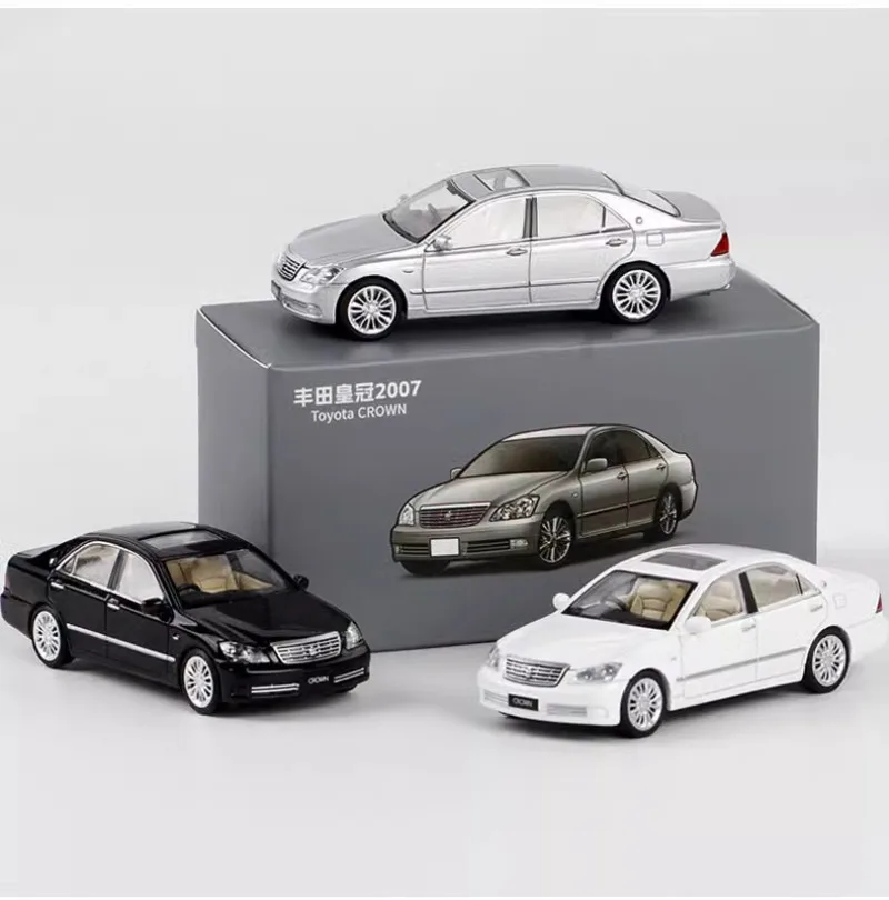 

Литая модель автомобиля JKM Toyota Crown, размер 1/64, Классическая Корона 2007, Коллекционная модель из сплава, дисплей, хобби, подарок для мальчиков, оригинальная коробка