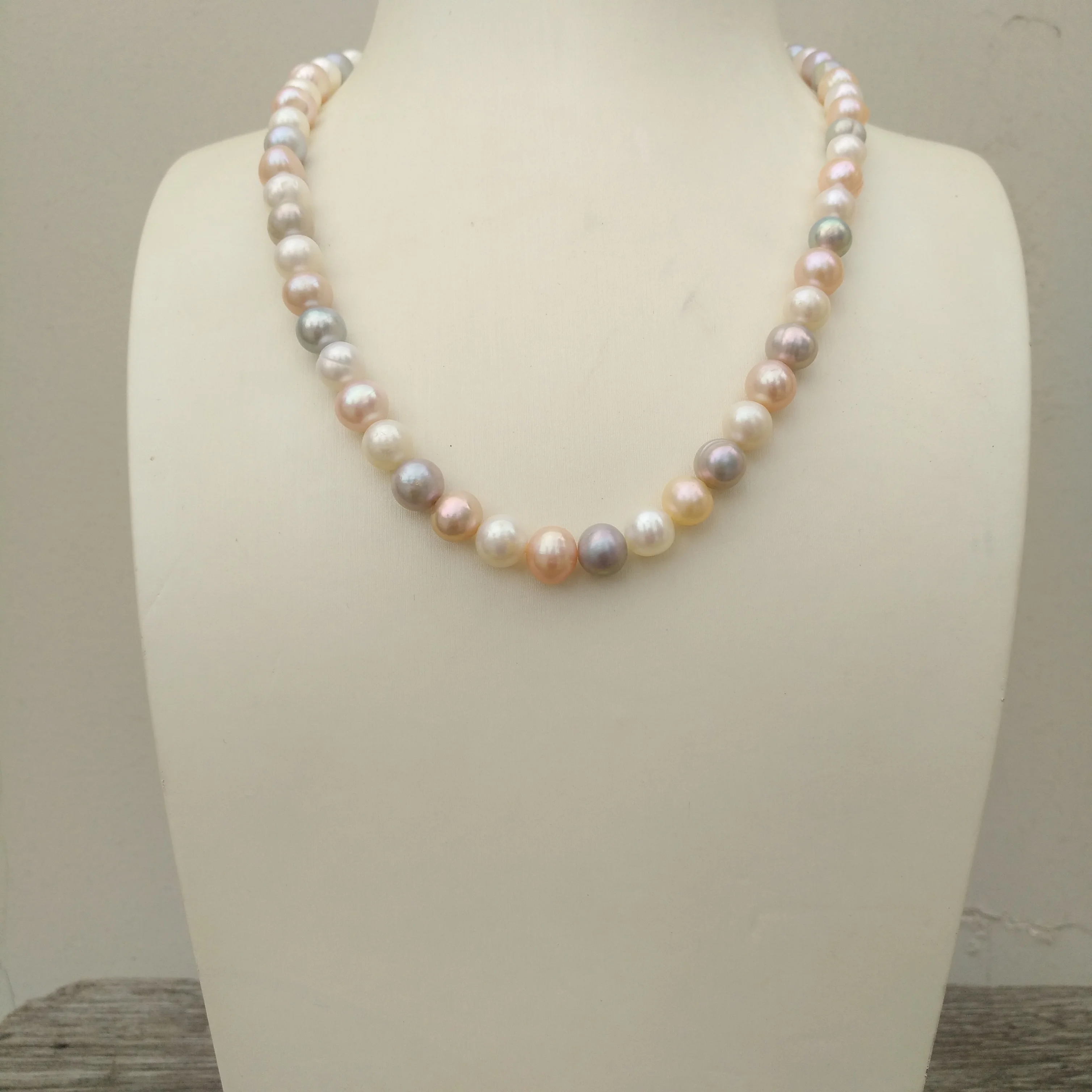 Exceptional AAA 6-8mm Natural South Sea White Pink Purple Multi-color Real Pearl Necklace