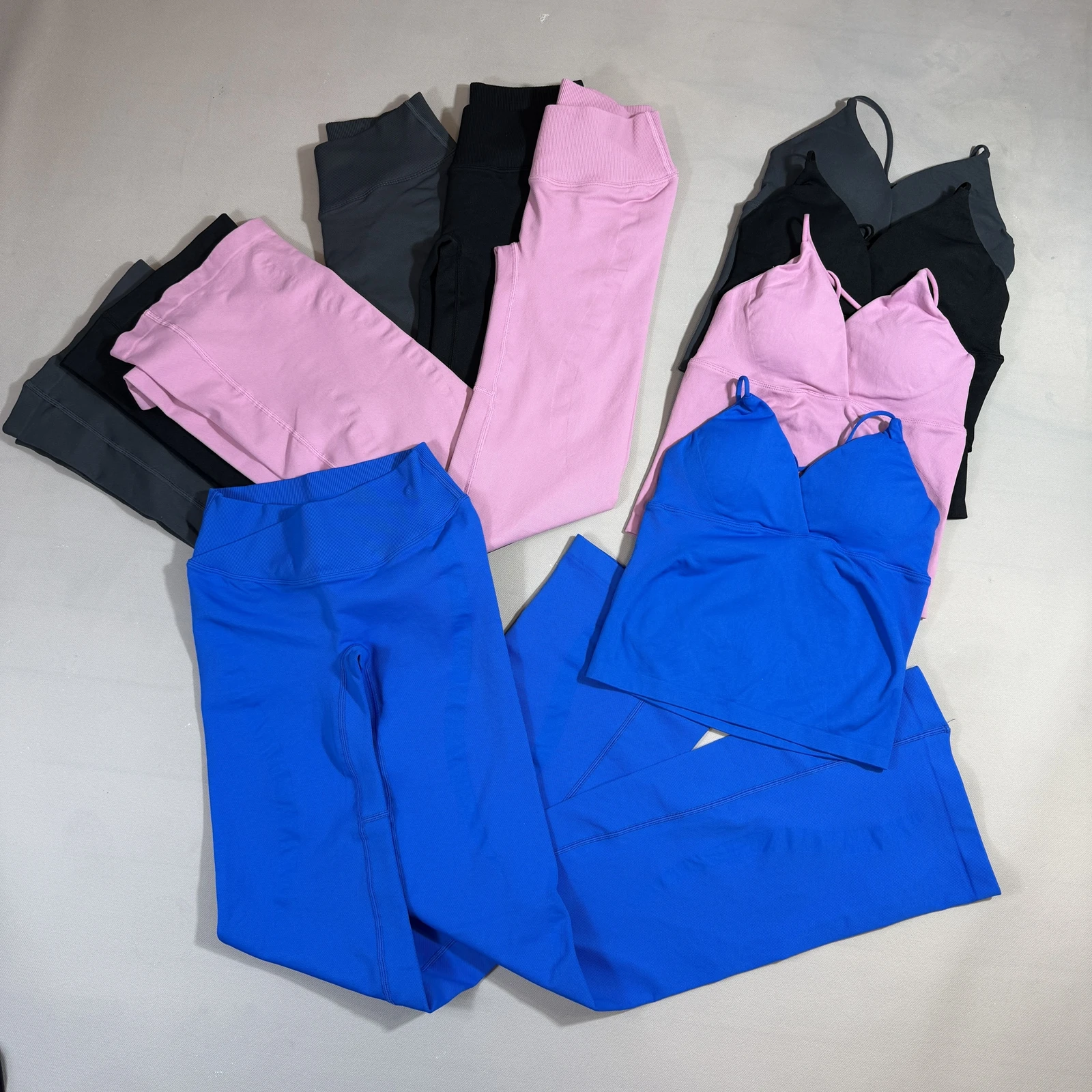 

UETEEY Seamless Yoga Set 2PCS Women High Waist Flared Leggings + Cami Crop Top Workout Gym Fitness Activewear Set