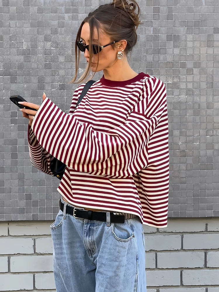 

Oniflyme Contrast Color Striped T-shirt Women Fashion O Neck Long Sleeve Crop Tops Streetwear Autumn Pullovers Loose Casual Tees
