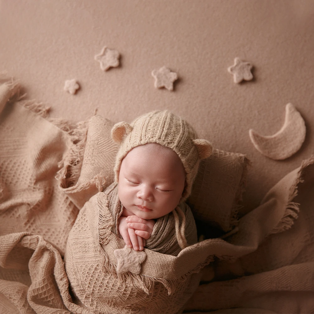 Newborn Photography Props Cotton Yarn Wrap Knitted Hat Bear Doll Posing Pillow Cloth Balloon Studio Simple Brown Theme Photo Set