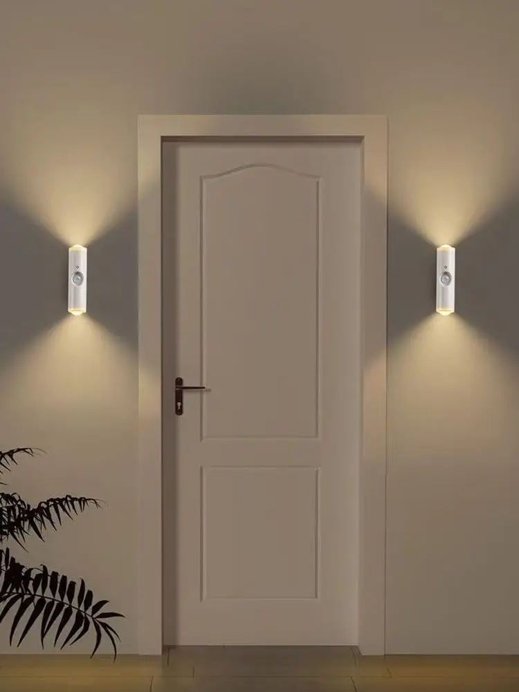 Capteur de mouvement rechargeable Usb a mené la lumière nocturne jusqu'à la lampe de mur de la lampe à l'intérieur sans fil magnétique moniteur de porte de vie Ambient