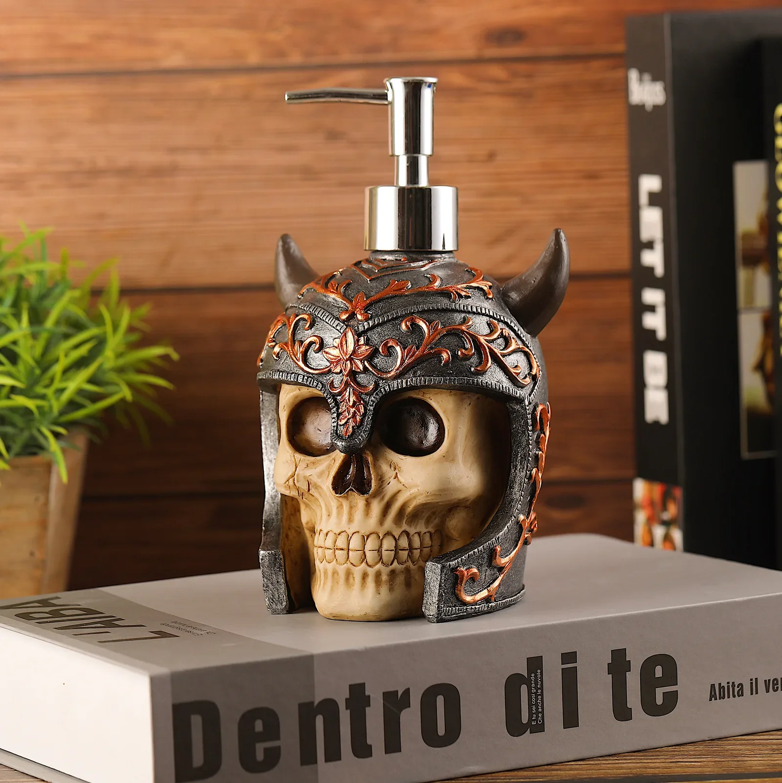 300ML Retro Empty Skull Soap Dispenser Bottle Refill Pump Bottles Lotion Holder  Foam Pump Bottles Halloween Decoration Ornament