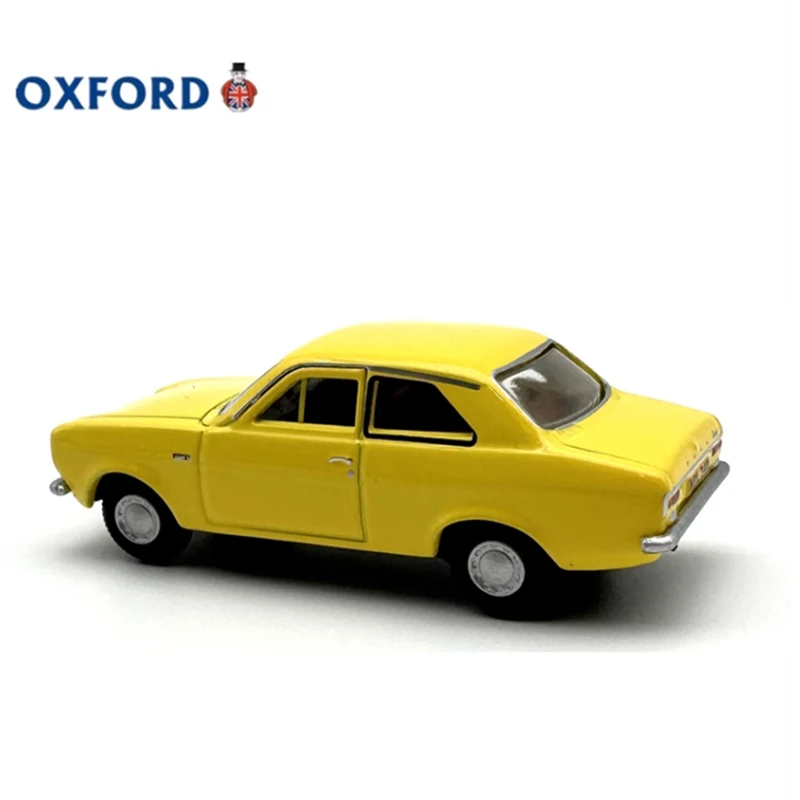 OXFORD Diecast 1:76 Scale Escort Mk1 Alloy Classic Retro Car Model Finished Product Simulation Toy Collection Gift Static Model
