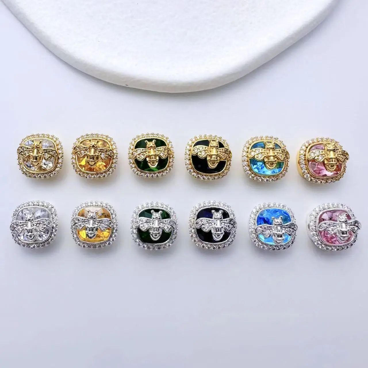 5 Pieces Copper-plated Gold-inlaid Zircon Square Bee Multi-pass Bead DIY Pearl Necklace Bracelet Bracelet Jewelry Accessories