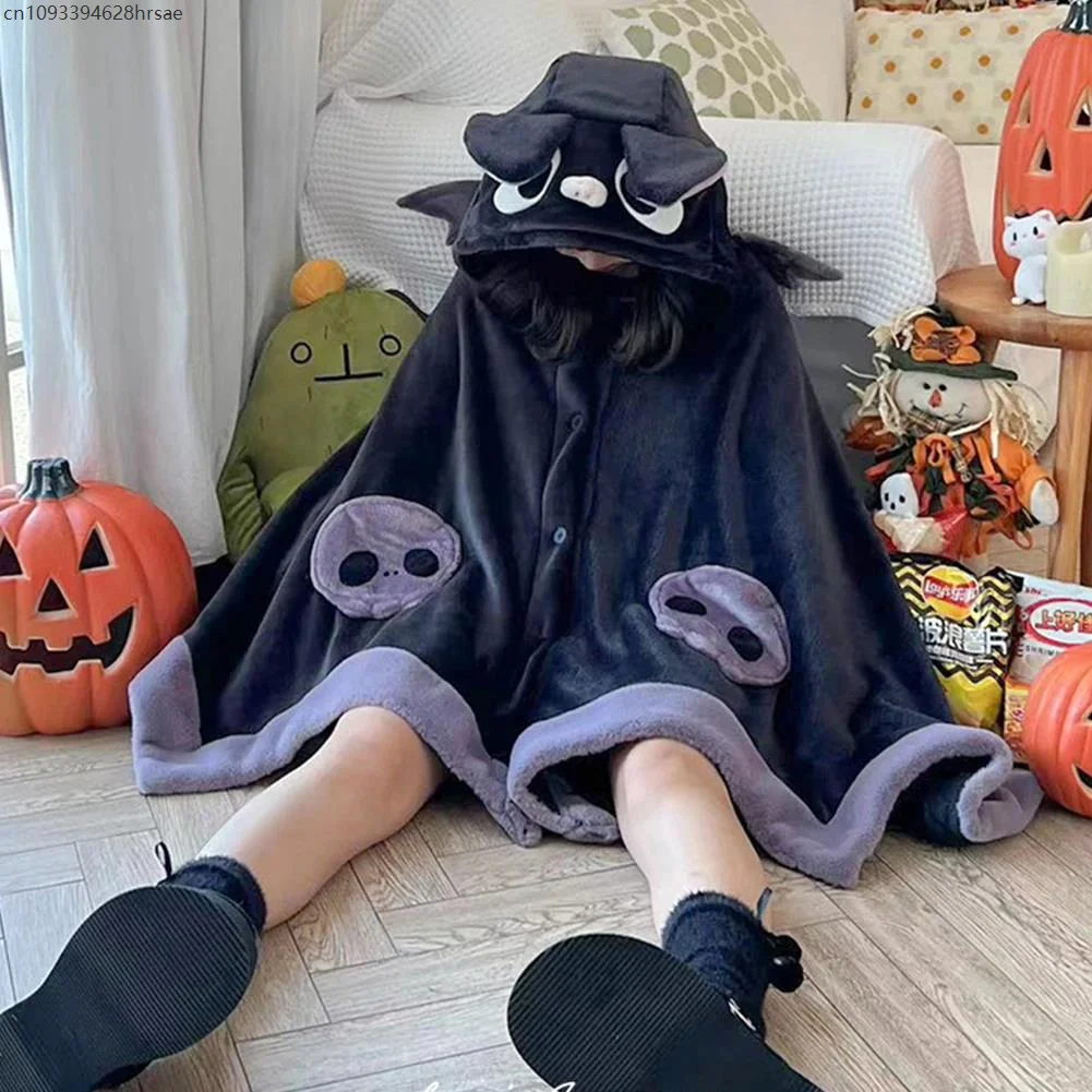 

2025 summer new Multifunctional Air Conditioning Blanket Hoodie Pajamas Soft Cape Type Animal Coral Fleece Gifts for Friends