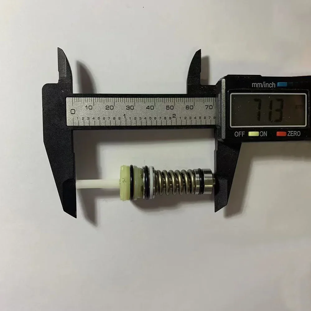 Conjunto de haste ejetora de bomba de máquina de lavar carro de alta pressão para peças sobressalentes de bomba de lavadora de alta pressão Lvba LT-390