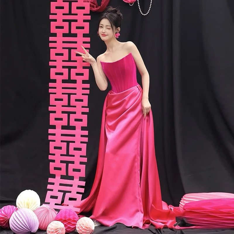 Rose Strapless Vestidos de noite, Trem de cetim, Draped lindo A Line Backless, Festival Party, Prom Gowns, Novo, 2024