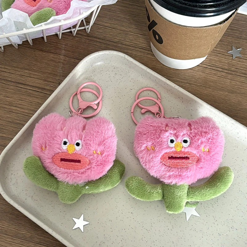 楽しいぬいぐるみチューリップキーホルダー人形玩具; カップルギフトとしてのぬいぐるみ花柄バックパックペンダント