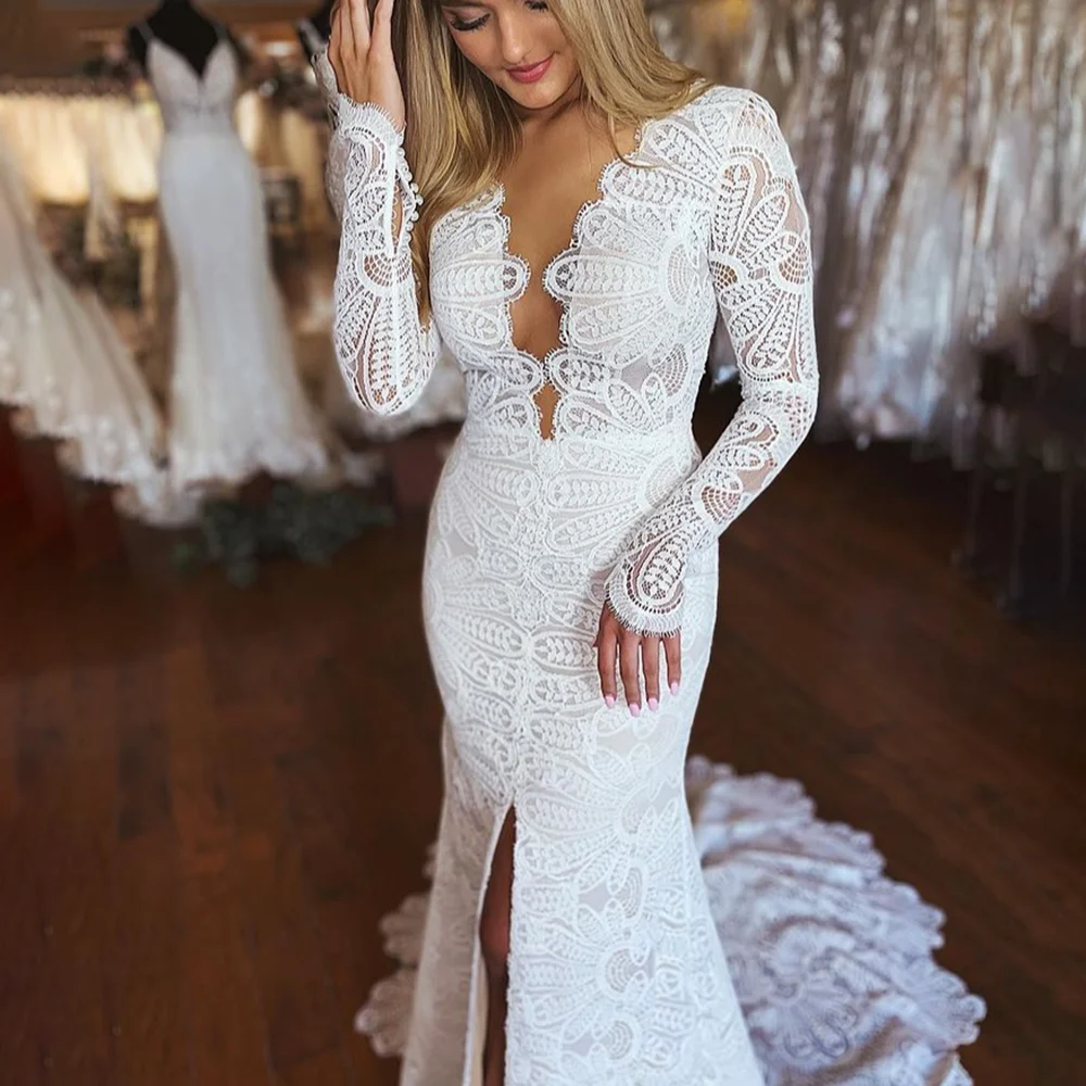 Vestido de novia de sirena sin espalda de manga larga de talla grande de encaje festoneado personalizado Boho cuello en V espalda abierta vestido de novia dividido