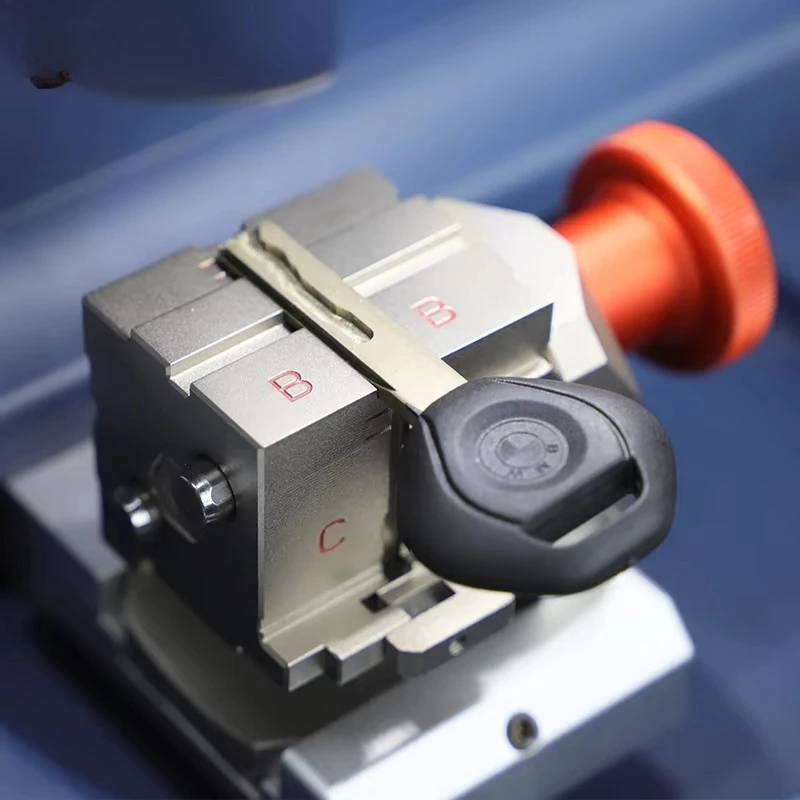 Full Set Cheaper Price 120W Key Cutting Machine for Auto/Residential/Commercial Use
