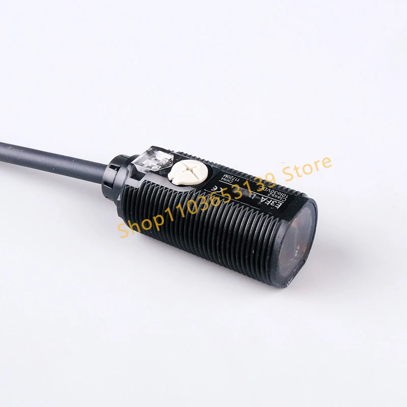 E3FA-DP15 The Cable Length Is 2m E3FA Cylindrical Photoelectric Sensor Plastic Shell